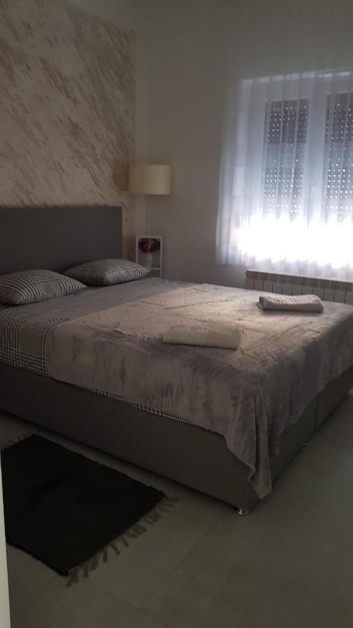 Kabashi Apartment Крк Екстер'єр фото