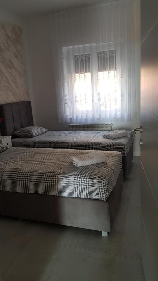 Kabashi Apartment Крк Екстер'єр фото